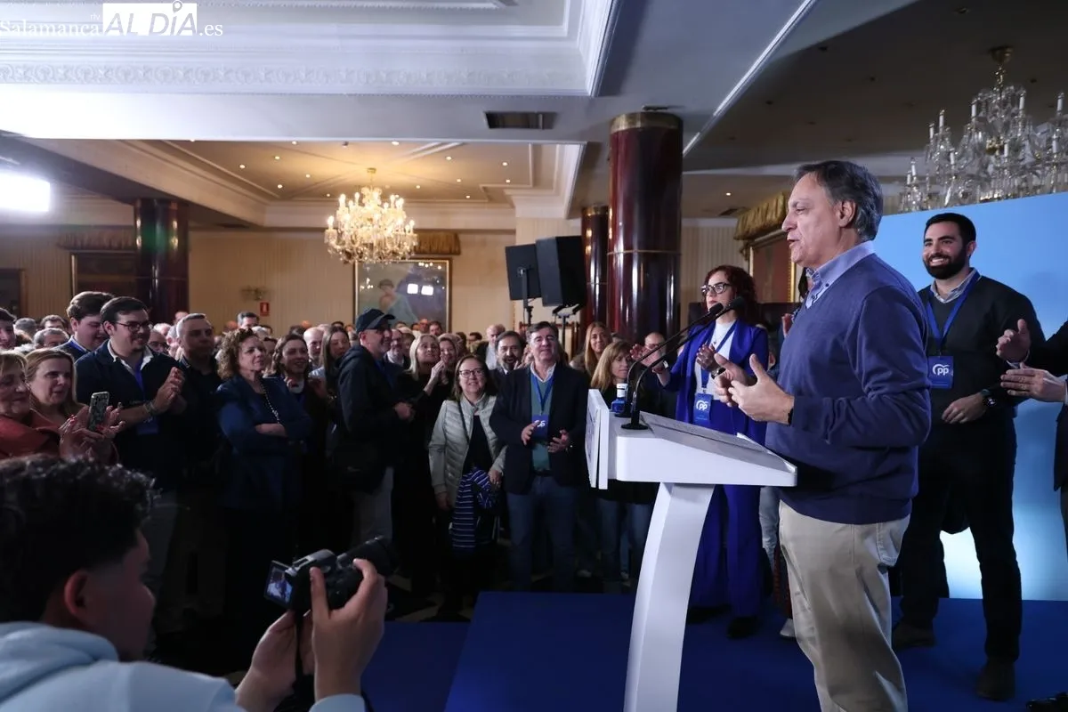 Celebración del triunfo de Mañueco y el PP en las elecciones de CyL. Foto de David Sañudo