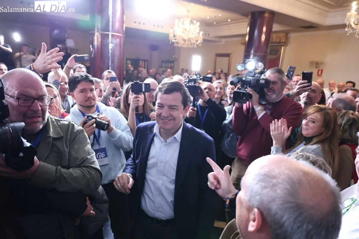 Celebración del triunfo de Mañueco y el PP en las elecciones de CyL. Foto de David Sañudo