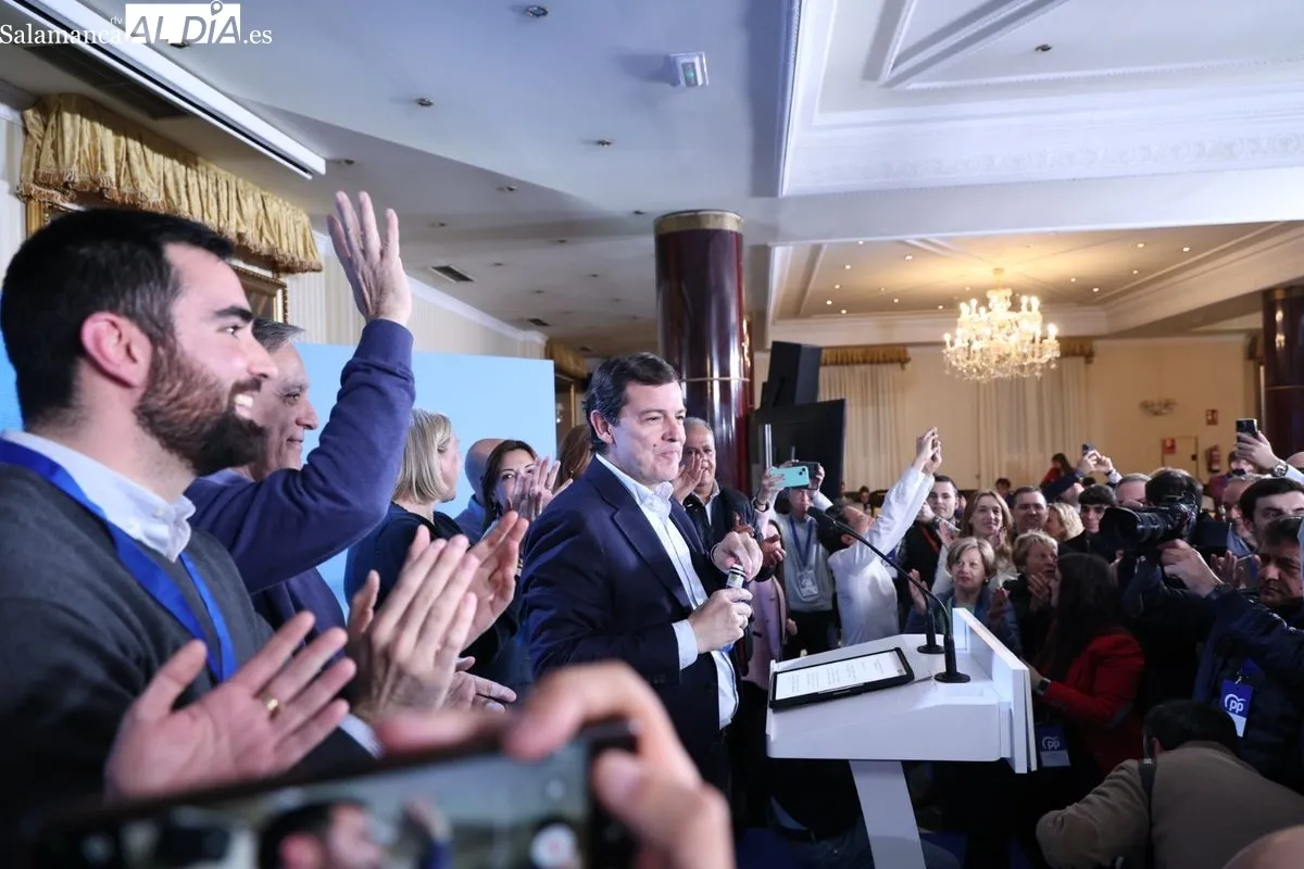 Celebración del triunfo de Mañueco y el PP en las elecciones de CyL. Foto de David Sañudo