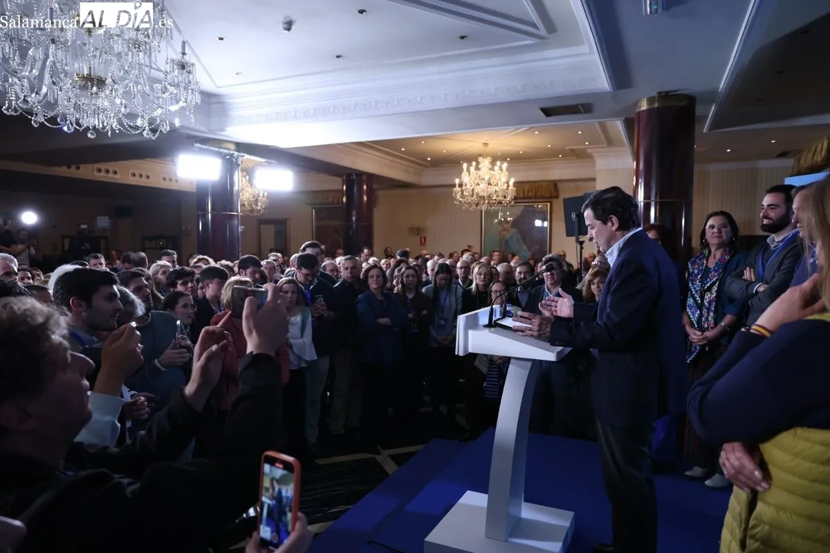 Celebración del triunfo de Mañueco y el PP en las elecciones de CyL. Foto de David Sañudo