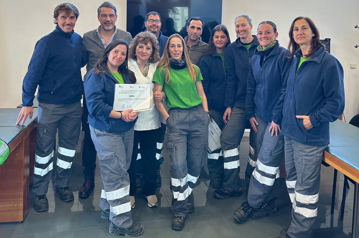 Villamayor forma a ocho desempleados en jardinería y gestión forestal