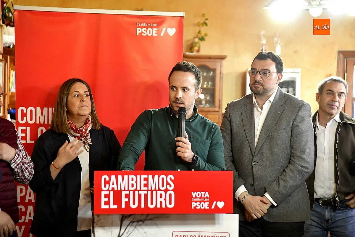 Alcaldes y militantes socialistas de la comarca de Ciudad Rodrigo arropan a Adrián Barbón en un acto de cierre de campaña