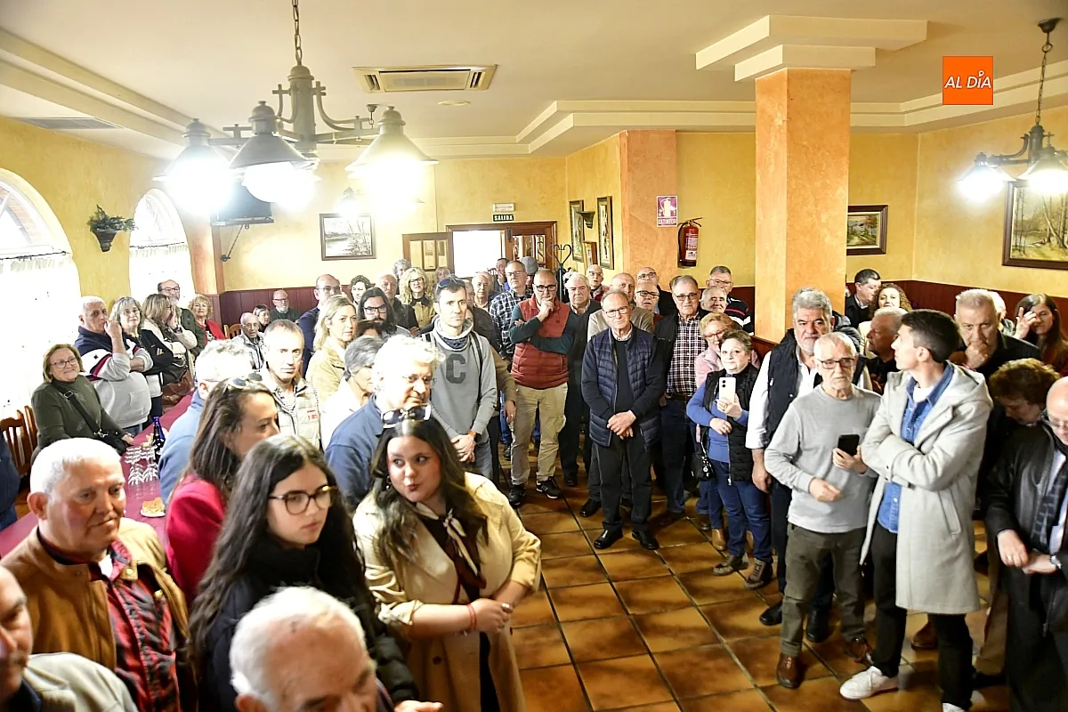 Alcaldes y militantes socialistas de la comarca de Ciudad Rodrigo arropan a Adrián Barbón en un acto de cierre de campaña