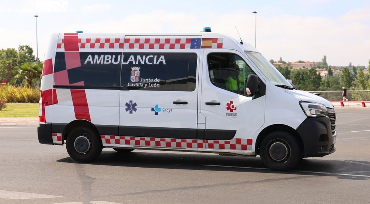 Motorista herido tras colisión con un coche en Salamanca