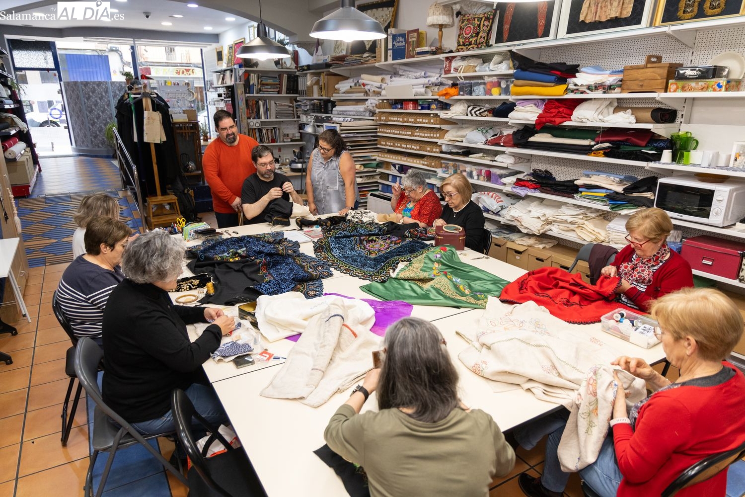 Taller de bordado charro en Salamanca: tradición y terapia