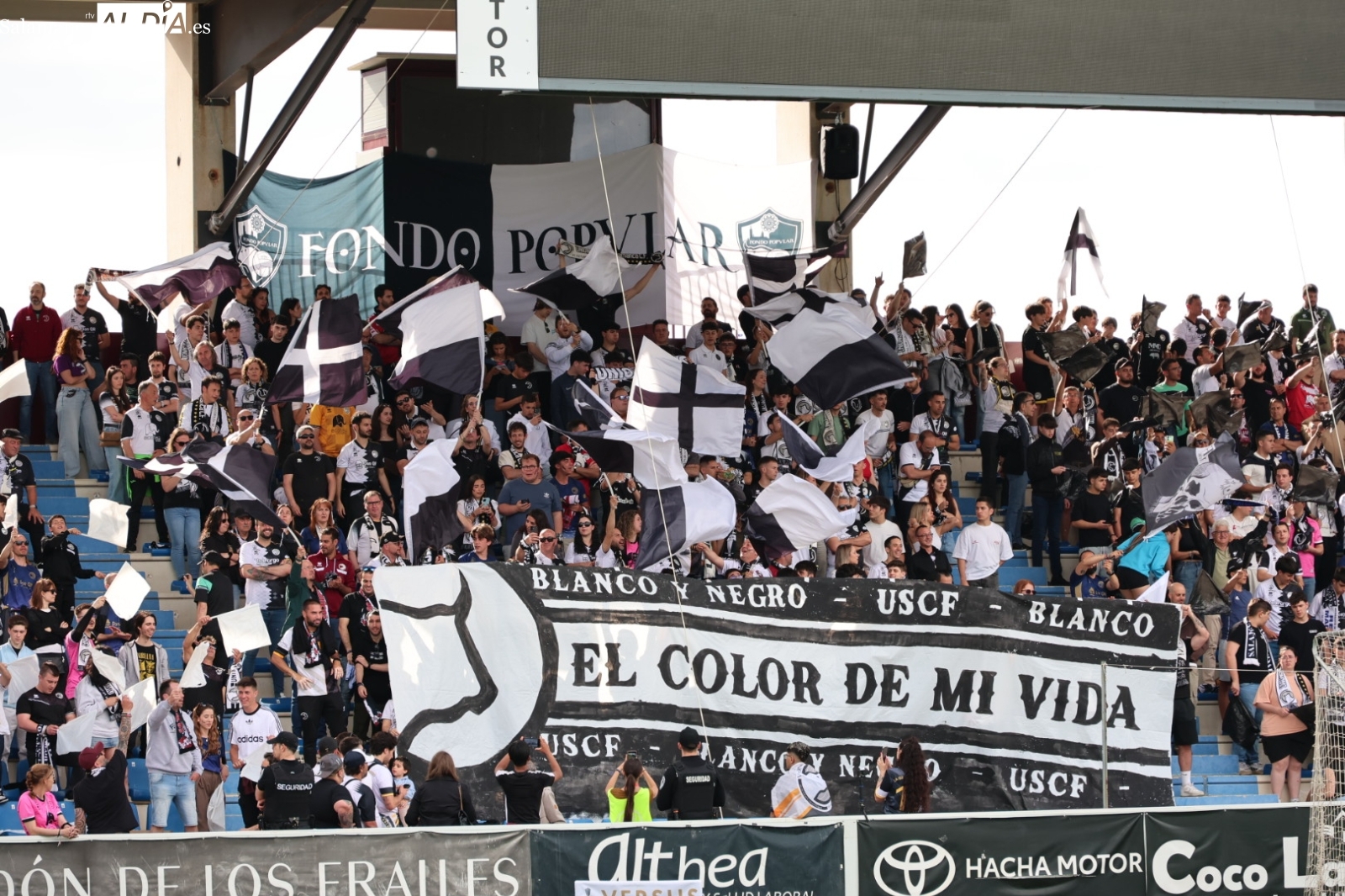 Unionistas habilita 300 entradas para la afición del Tenerife en el Reina Sofía