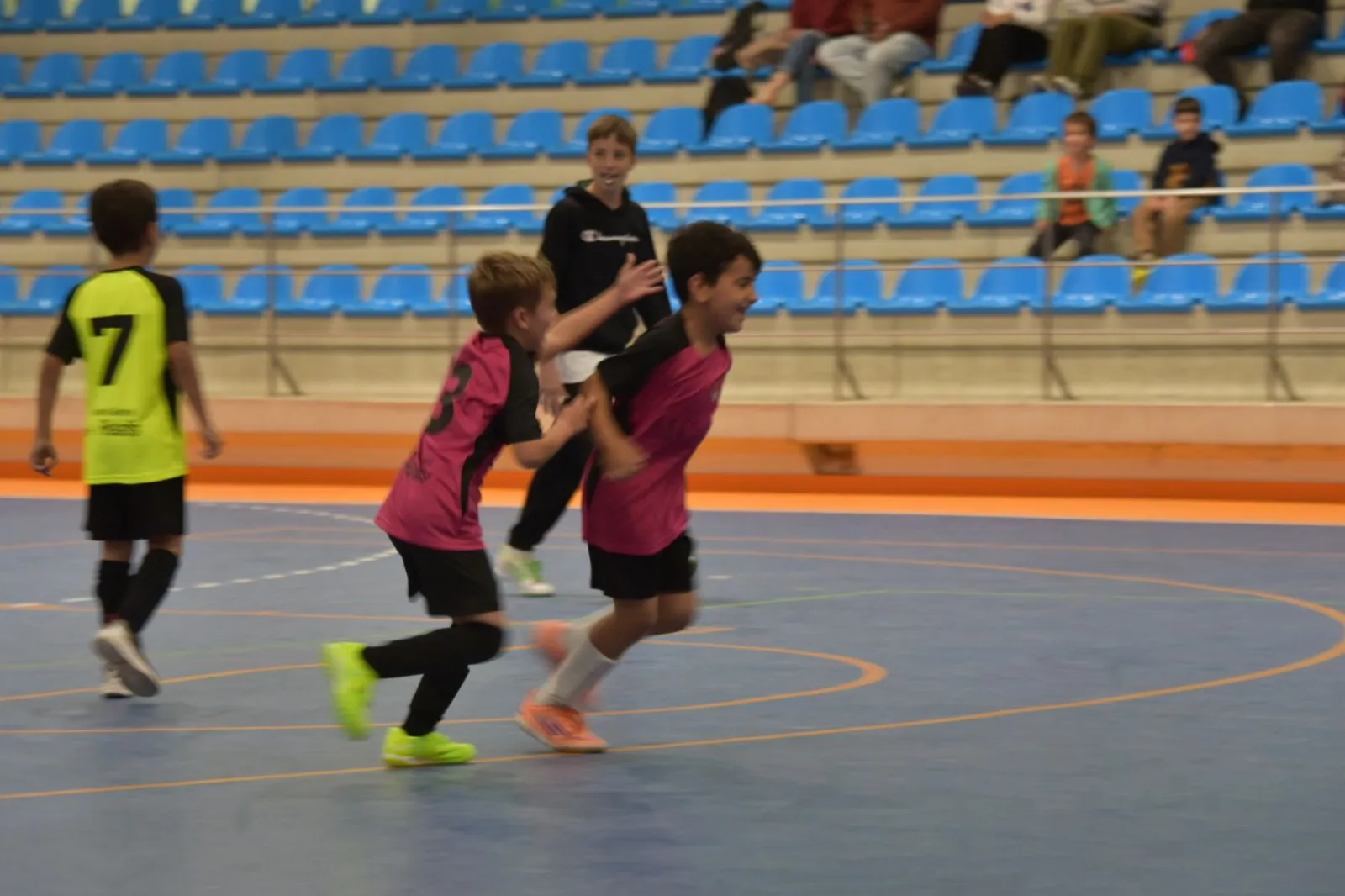 Foto 7 - Comienzo de la III Edici&oacute;n de la Liga Comarcal de la Escuela de F&uacute;tbol del Ciudad Rodrigo CF