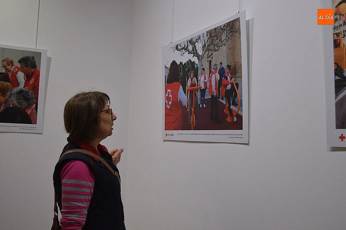 Inauguración de la exposición de Cruz Roja “Humanidad en imágenes”