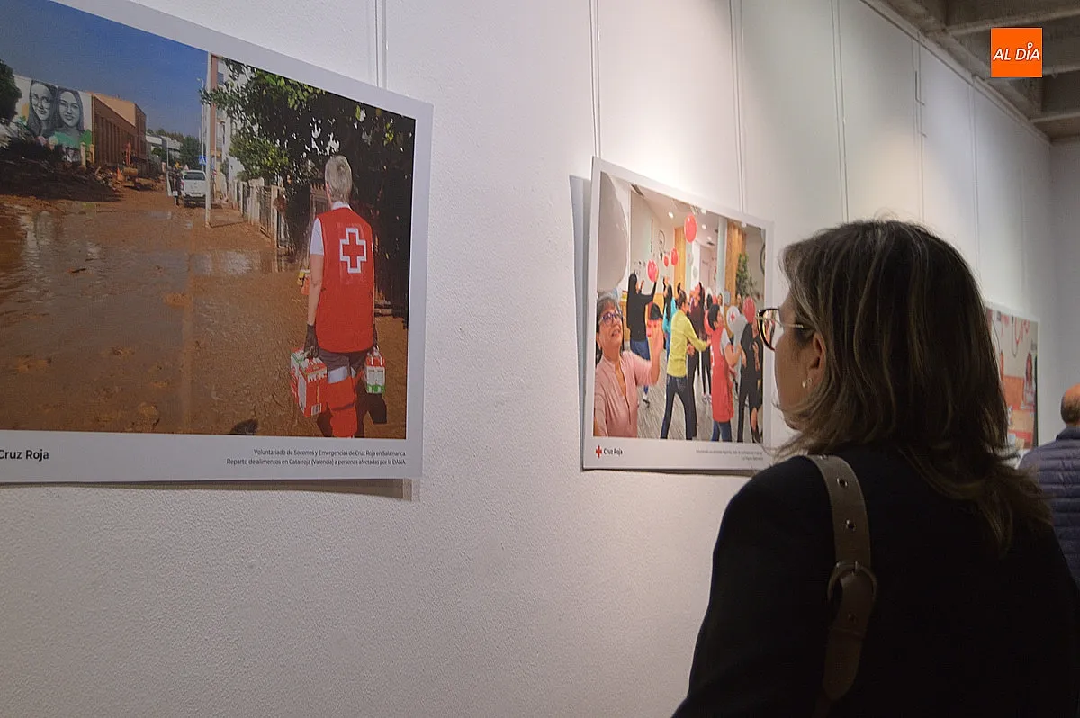 Inauguración de la exposición de Cruz Roja “Humanidad en imágenes”