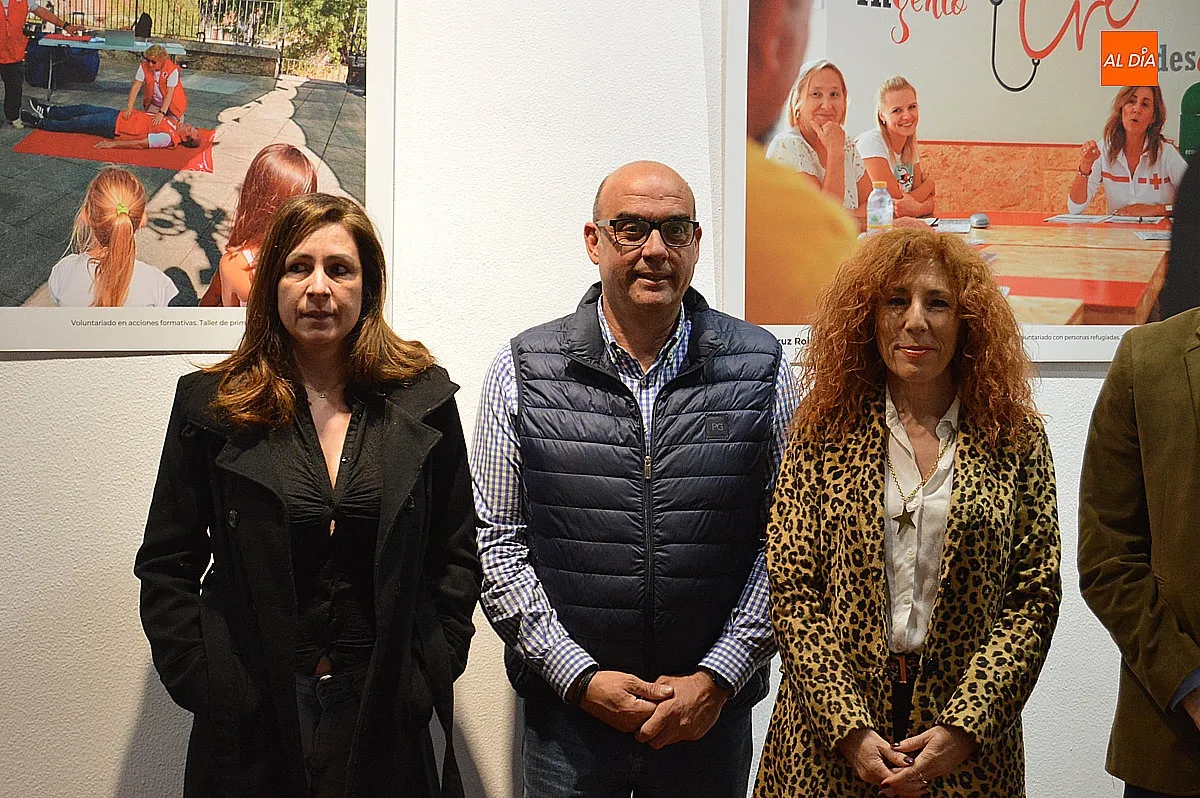 Inauguración de la exposición de Cruz Roja “Humanidad en imágenes”
