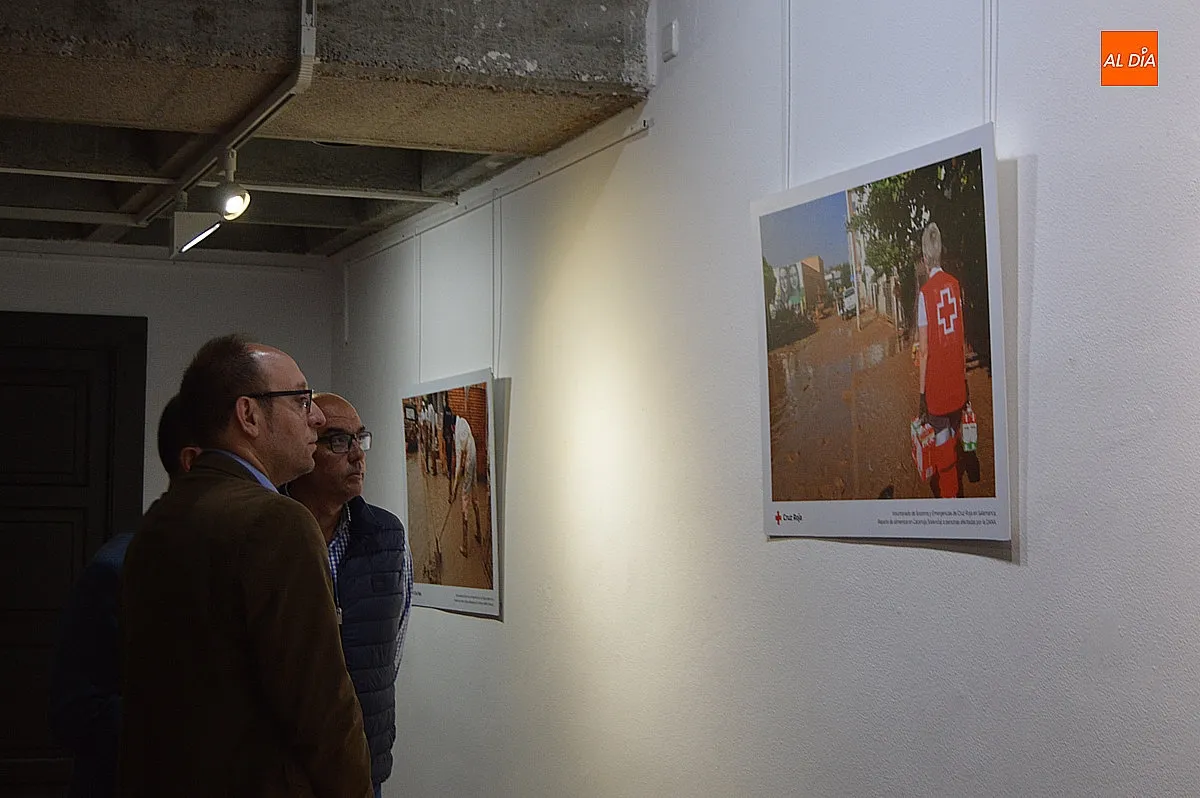Inauguración de la exposición de Cruz Roja “Humanidad en imágenes”