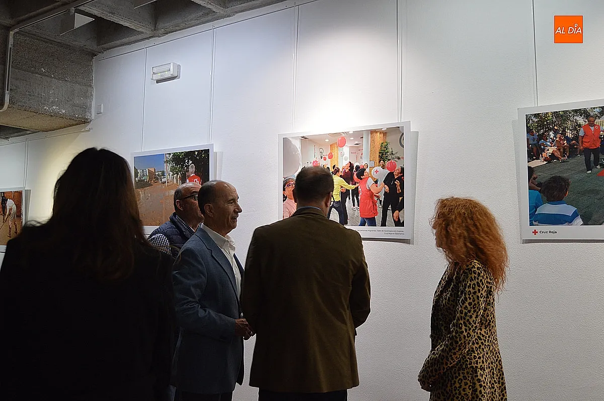 Inauguración de la exposición de Cruz Roja “Humanidad en imágenes”