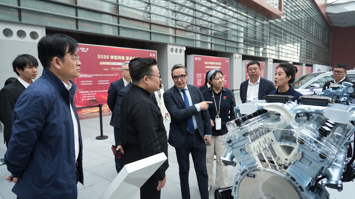 Acuerdo USAL y FAW: prácticas de ingeniería en Asia