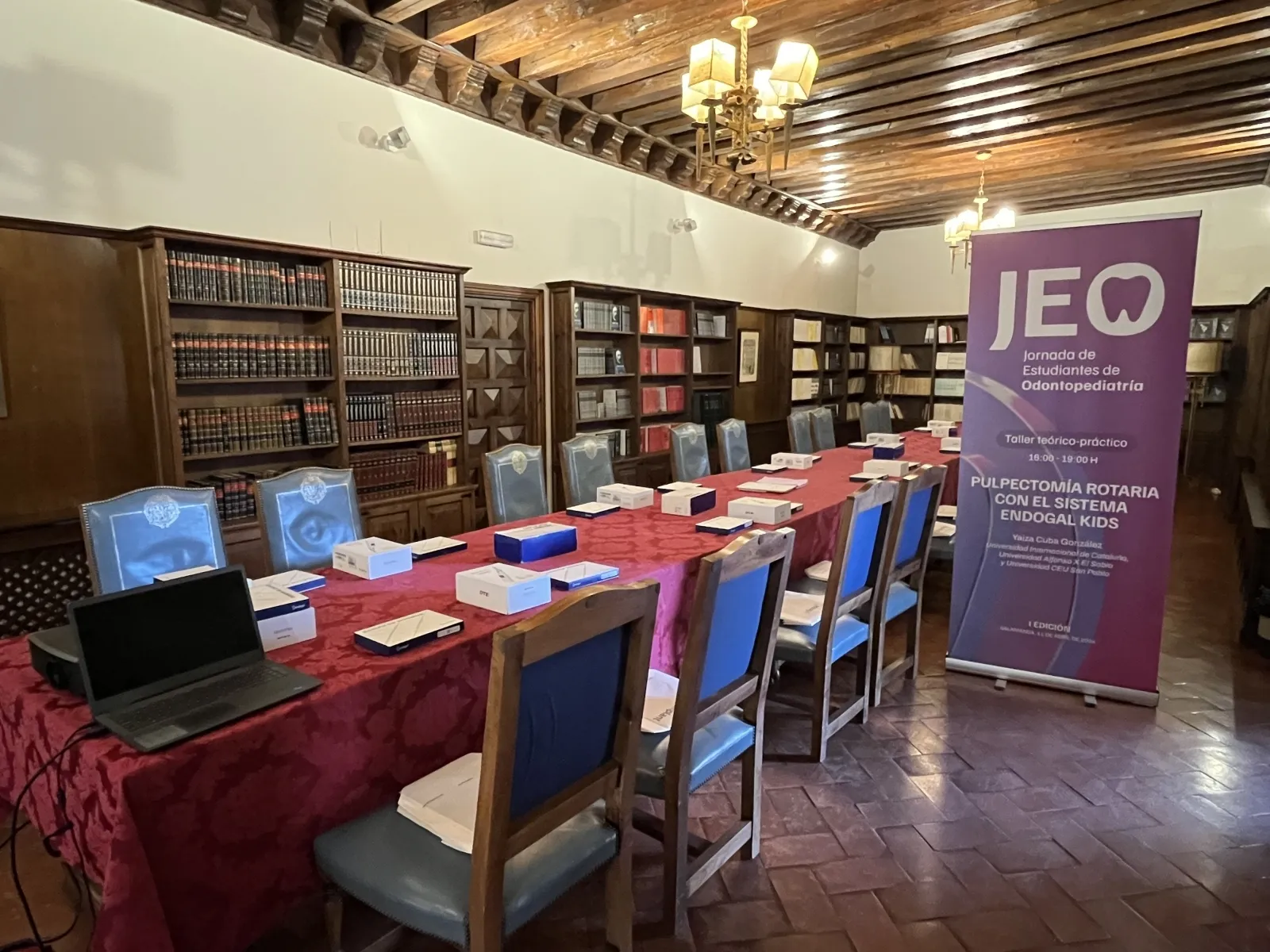 Foto 3 - La USAL re&uacute;ne a casi 200 participantes en la I Jornada de Estudiantes de Odontopediatr&iacute;a