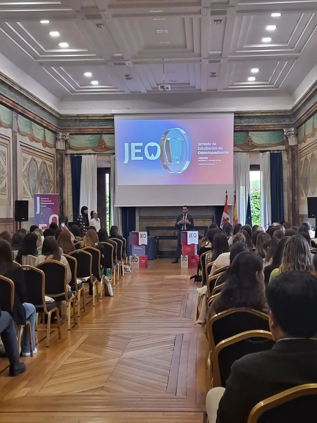 Foto 4 - La USAL re&uacute;ne a casi 200 participantes en la I Jornada de Estudiantes de Odontopediatr&iacute;a