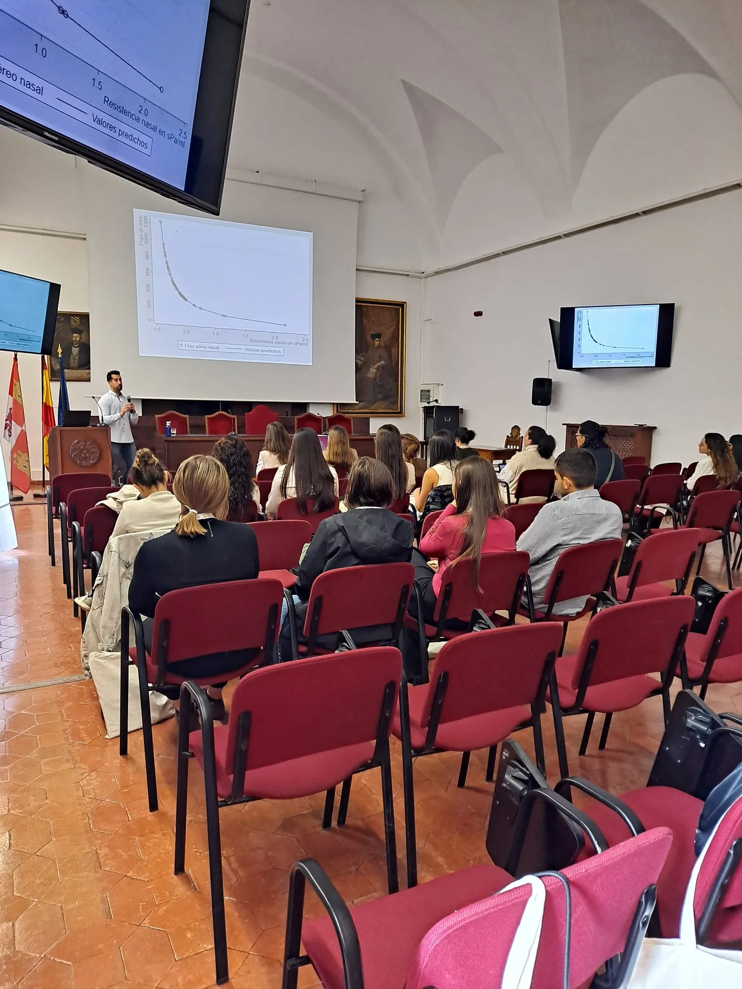 Foto 5 - La USAL re&uacute;ne a casi 200 participantes en la I Jornada de Estudiantes de Odontopediatr&iacute;a