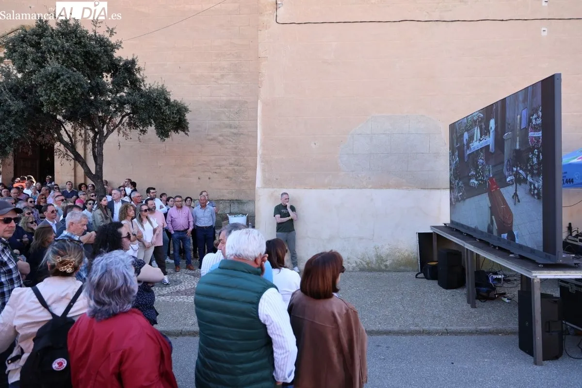 Funeral de María Caamaño en Encinas de Abajo. Fotos: David Sañudo