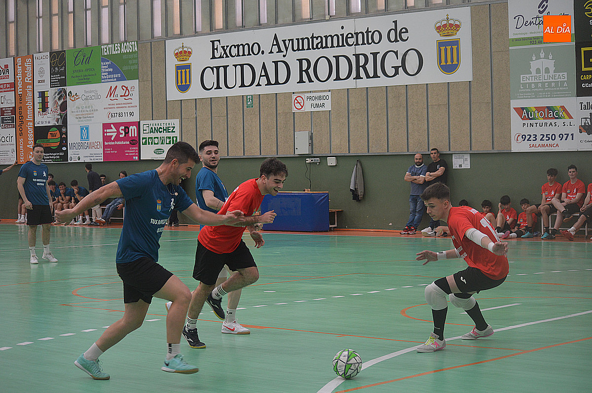 II Memorial Álvaro Pérez Ortega: fútbol sala, recuerdos y emoción en el pabellón Conde Foxá en Ciudad Rodrigo 