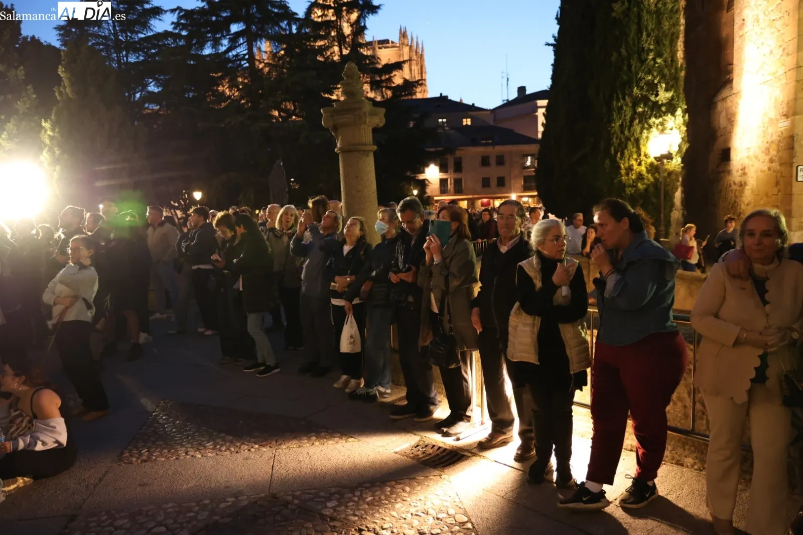 Foto 5 - V&Iacute;DEO y FOTOS | El videomapping sobre la Escuela de Salamanca llena San Esteban