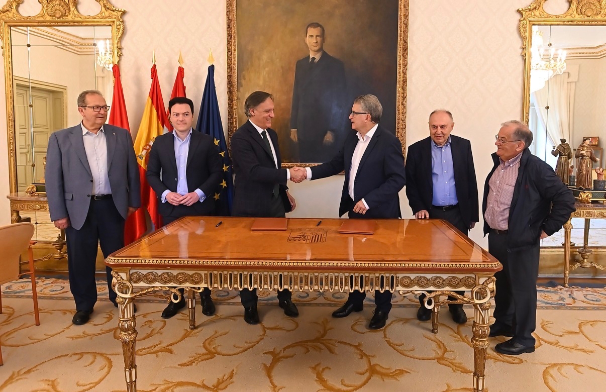 El Ayuntamiento y SECOT se alían para asesorar a emprendedores