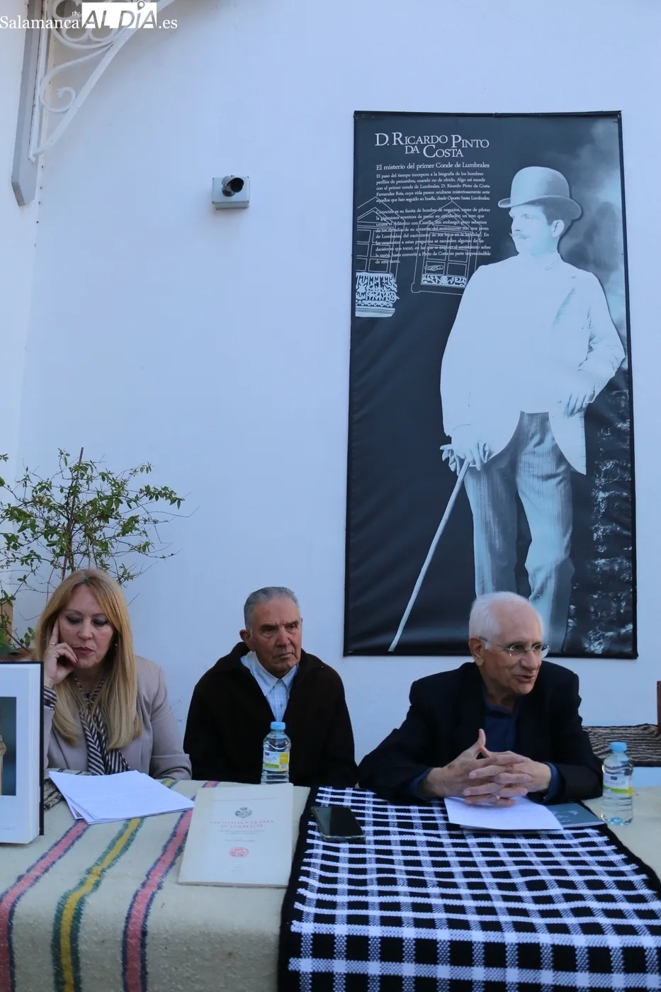 Presentación del Cuaderno 'Los telares de Lumbrales... / CORRAL