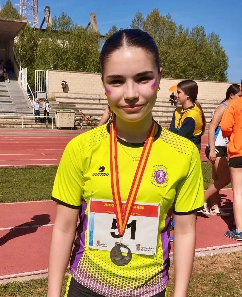 Foto 5 - Gran &eacute;xito del atletismo base pe&ntilde;arandino: nueve medallas, triunfos y actuaciones destacadas en el Helm&aacute;ntico