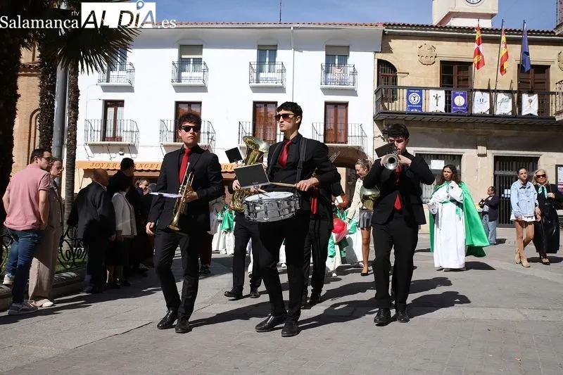 Foto 18 - El Encuentro del Resucitado con Mar&iacute;a culmina la Semana Santa albense