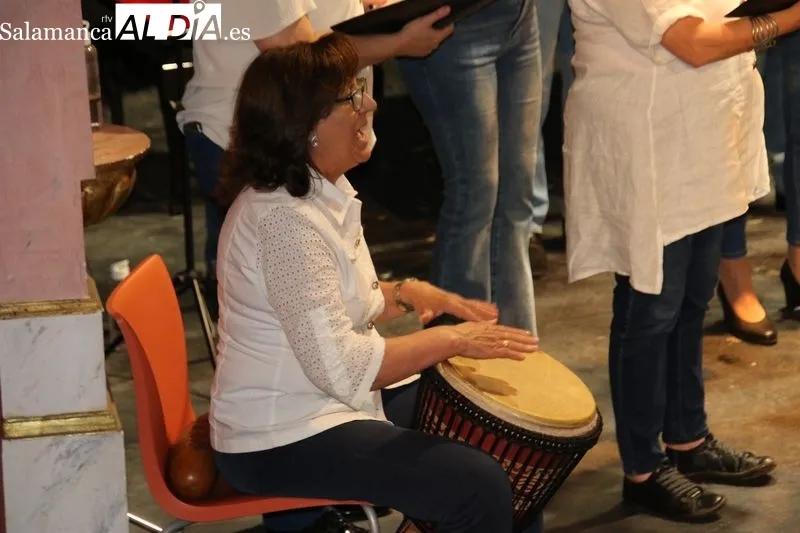 Foto 8 - El Teatro de la Villa acoge un encuentro coral y de m&uacute;sica tradicional con cuatro agrupaciones