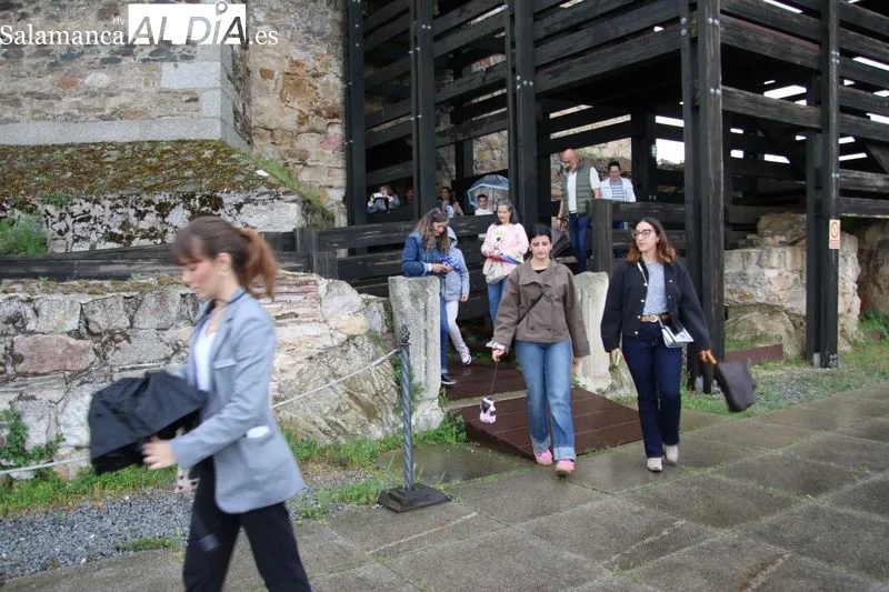Foto 6 - Alba de Tormes reivindica su legado literario con una ruta guiada por sus calles