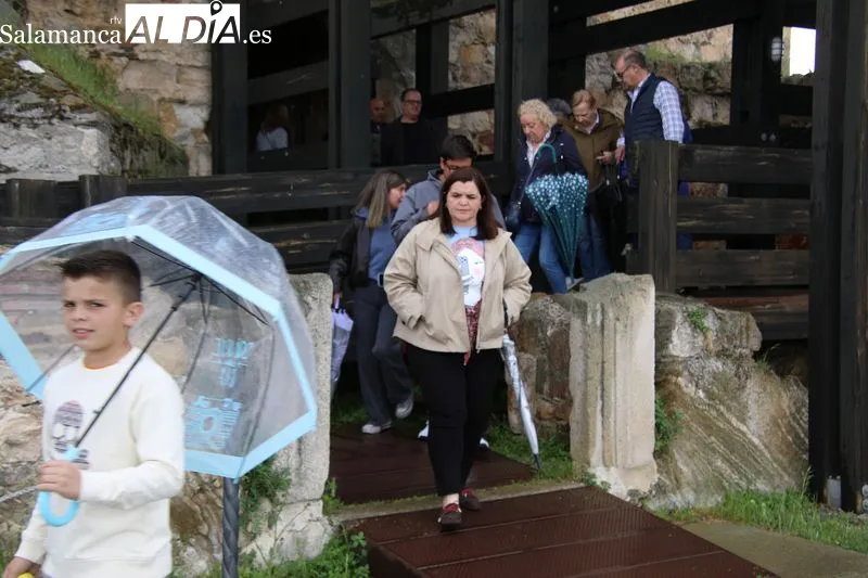 Foto 7 - Alba de Tormes reivindica su legado literario con una ruta guiada por sus calles