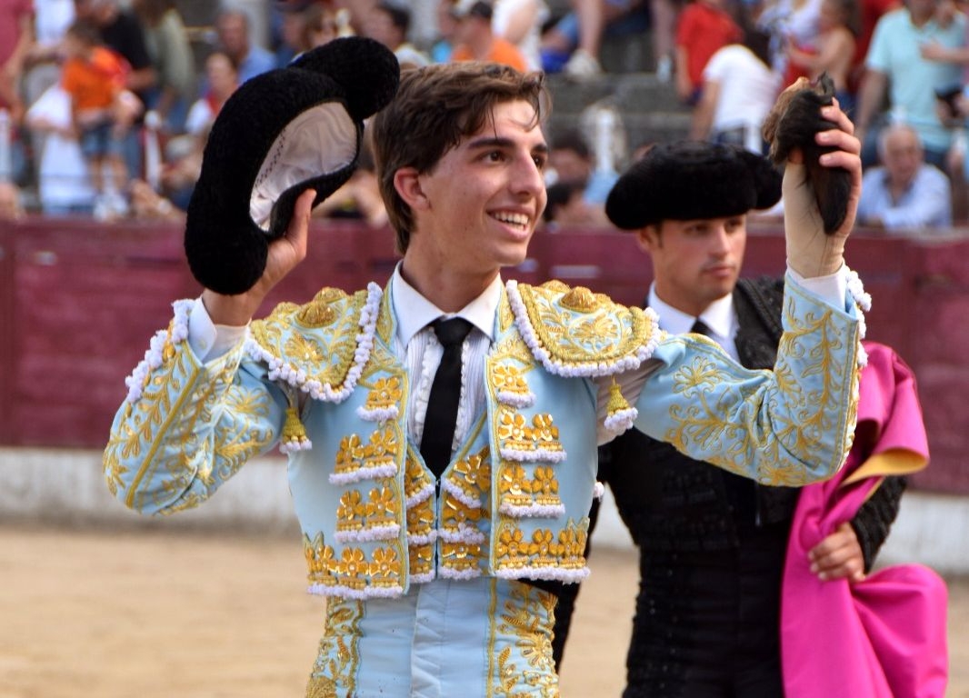 Julio Norte se encierra con seis novillos en Ledesma