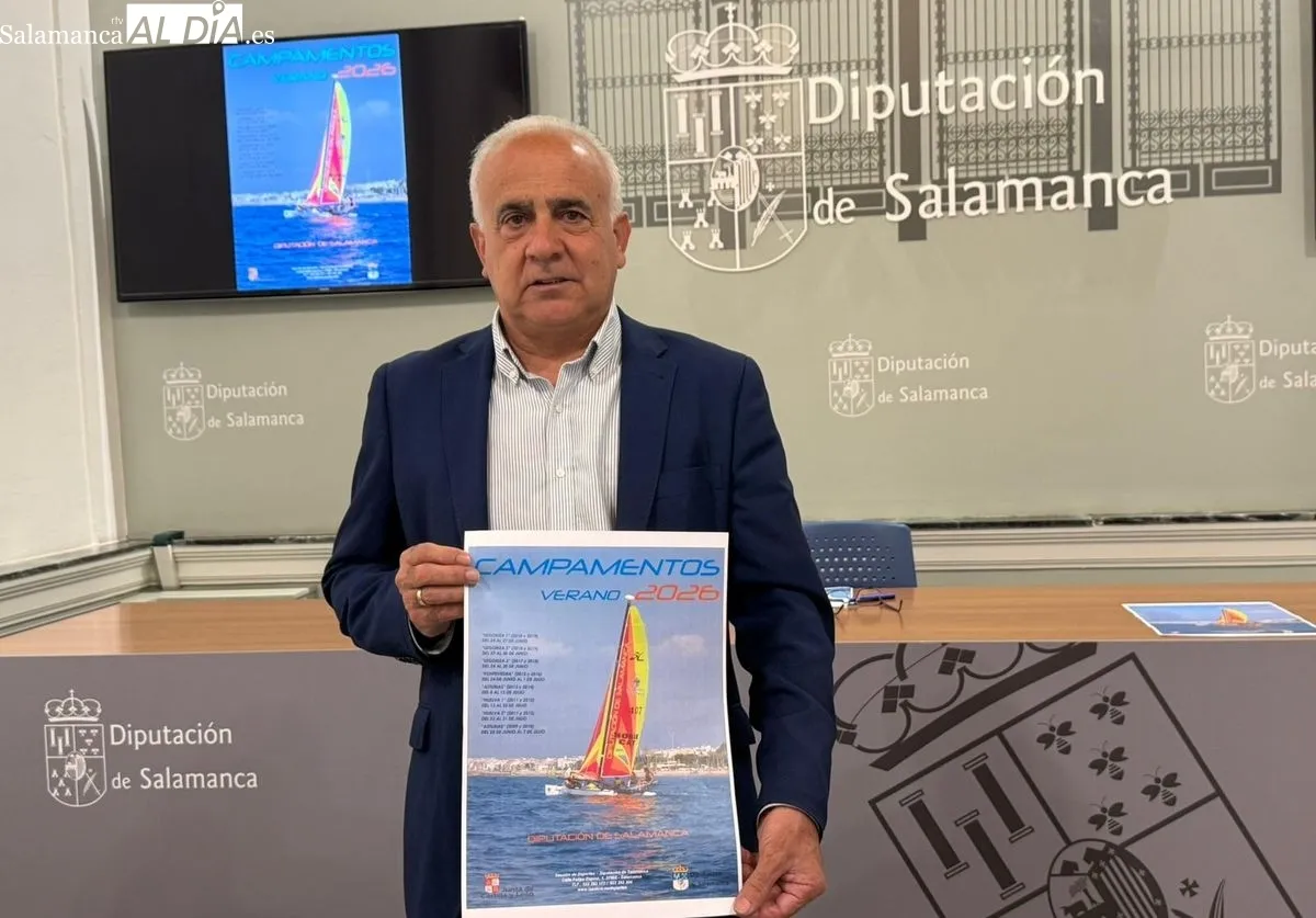 El diputado de Deportes, Jesús María Ortiz, presenta los campamentos de verano 2026 de la Diputación de Salamanca. Foto T. S.