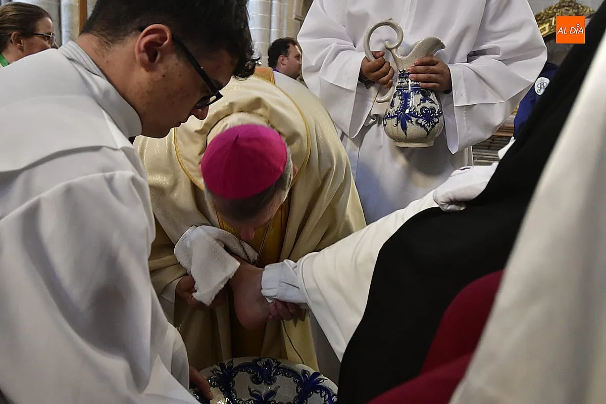 Lavado de pies en la Misa de la Cena del Señor 