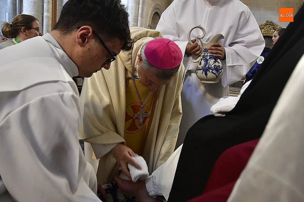 Lavado de pies en la Misa de la Cena del Señor 