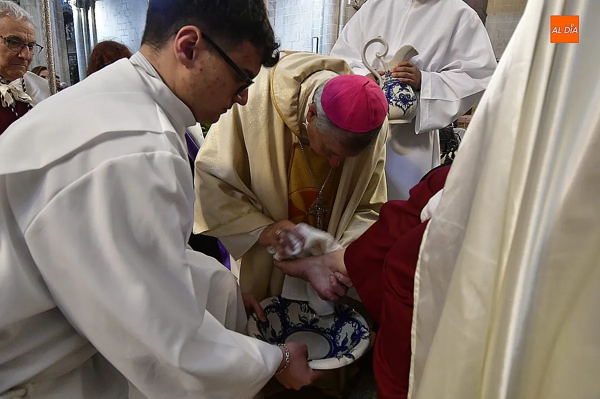 Lavado de pies en la Misa de la Cena del Señor 