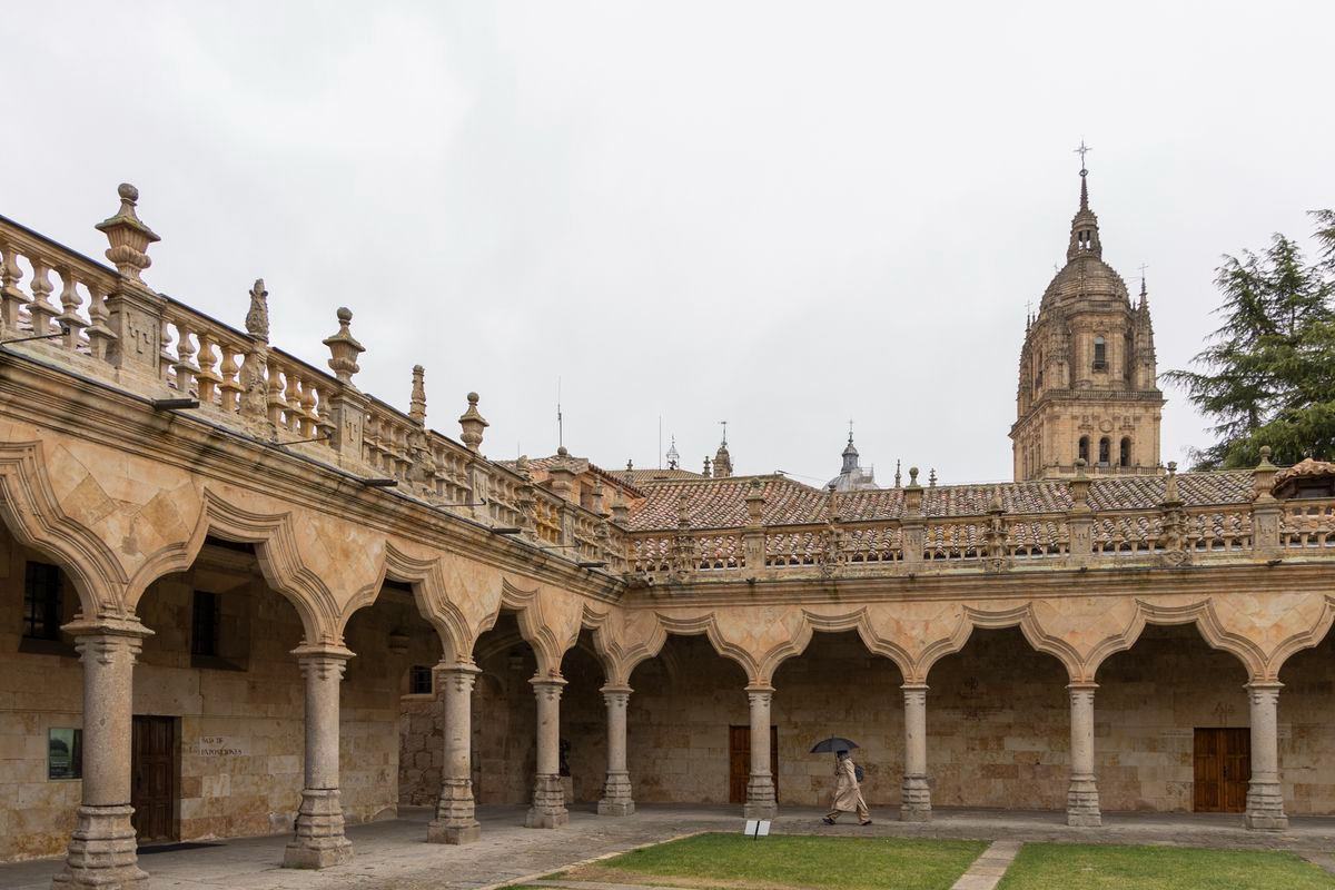 Patio de Escuelas Menores, Salamanca