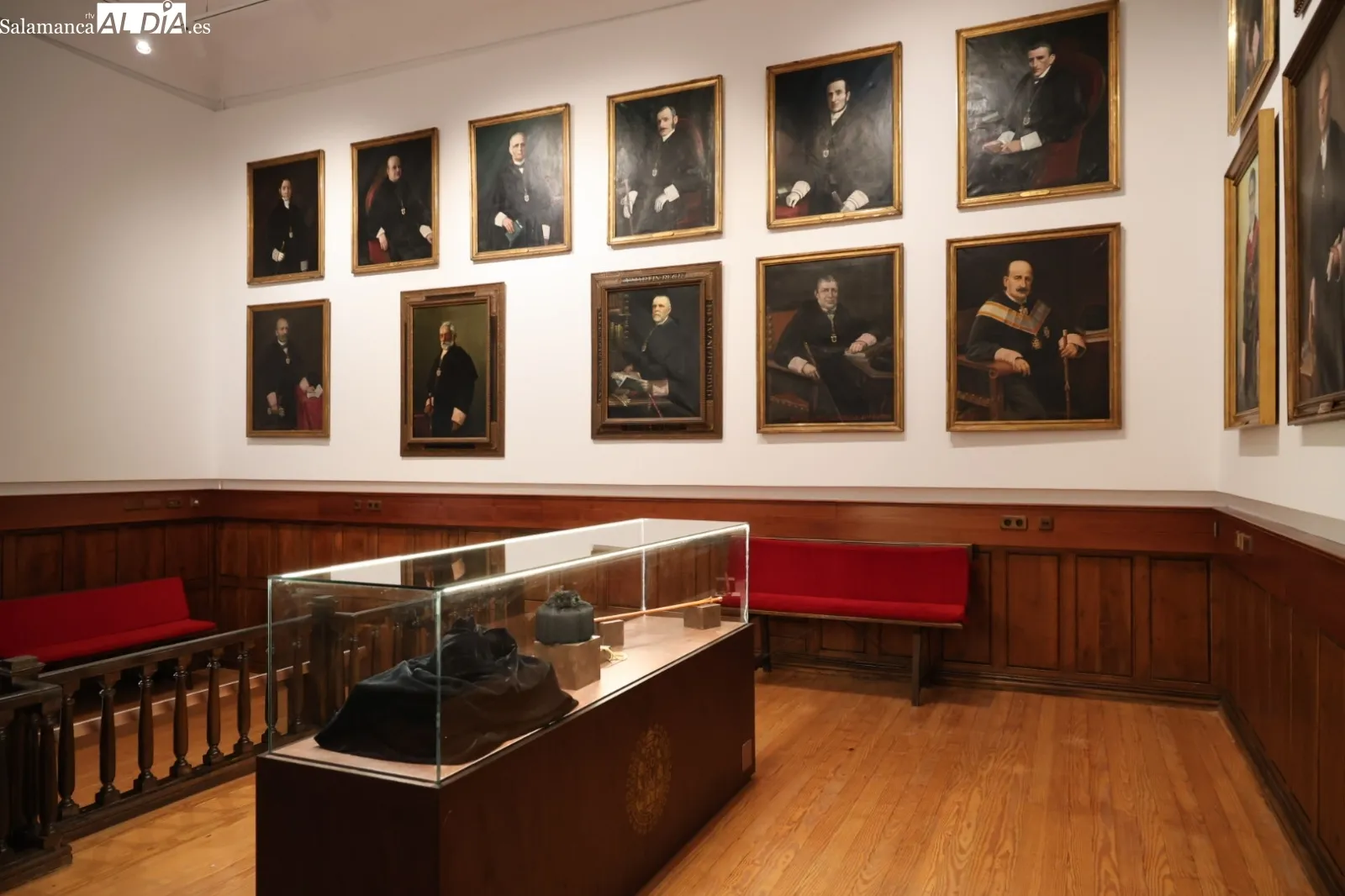 Sala de retratos de rectores de la USAL | FOTOS: David Sañudo