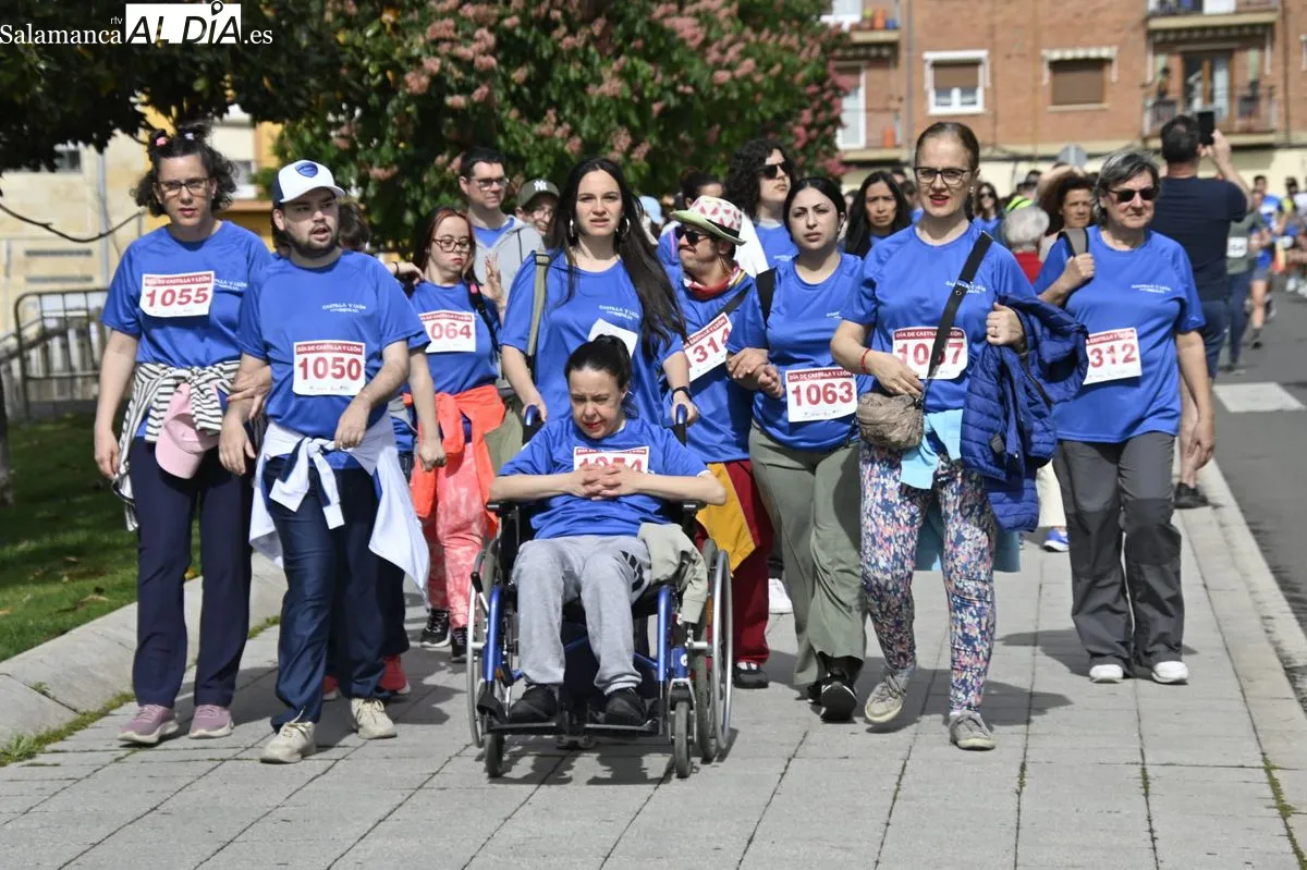Marcha solidaria en Salamanca a favor de Plena Inclusión