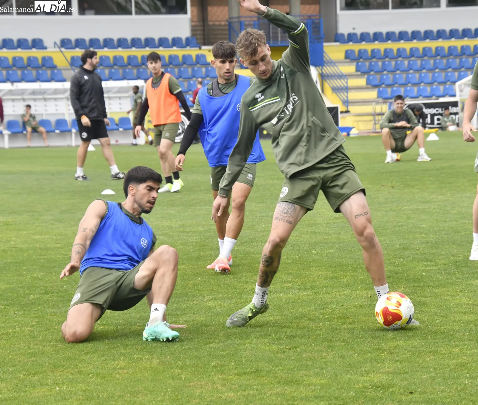 Foto 15 - FOTOS | Unionistas sigue tocado para empezar a mirar al Castilla: Serpeta, Hugo de Bustos, Chibozo y &Aacute;lvaro G&oacute;mez, bajas en el entrenamiento