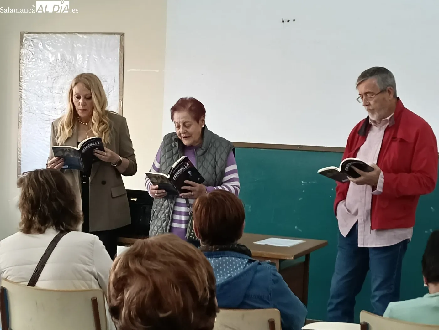 Día del Libro de la Asociación de Mujeres 'Villa de Lumbrafles' / REPORT. GRÁFICO: INFOTUR