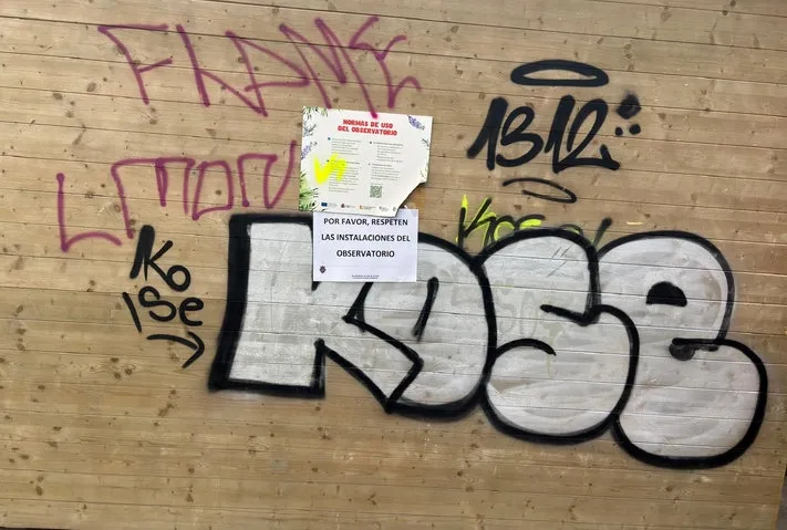 Foto 3 - El Ayuntamiento de Alba busca a los autores de los actos vand&aacute;licos en espacios p&uacute;blicos 