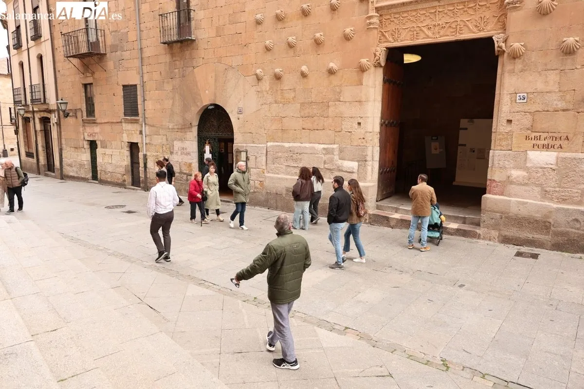 Ambiente en Salamanca este domingo 12 de abril. Fotos: David Sañudo