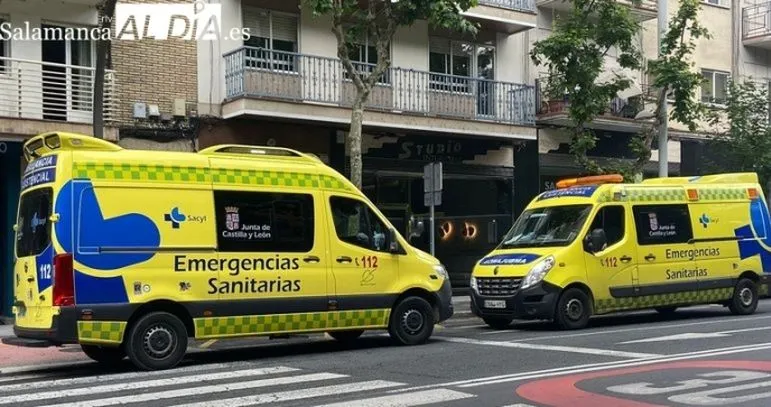 Dos jóvenes heridas tras una colisión de turismos en Salamanca