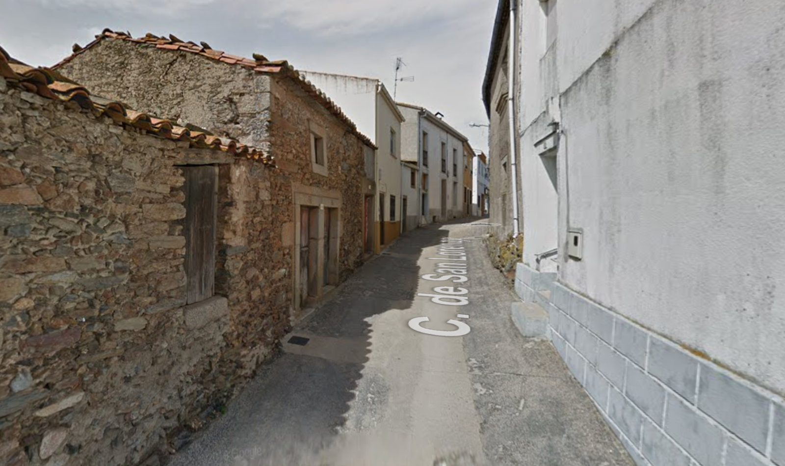 Obras en Saucelle: pavimentación de la calle San Lorenzo