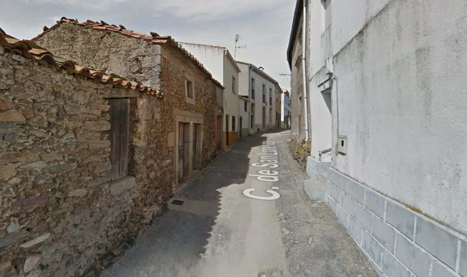 Obras en Saucelle: pavimentación de la calle San Lorenzo