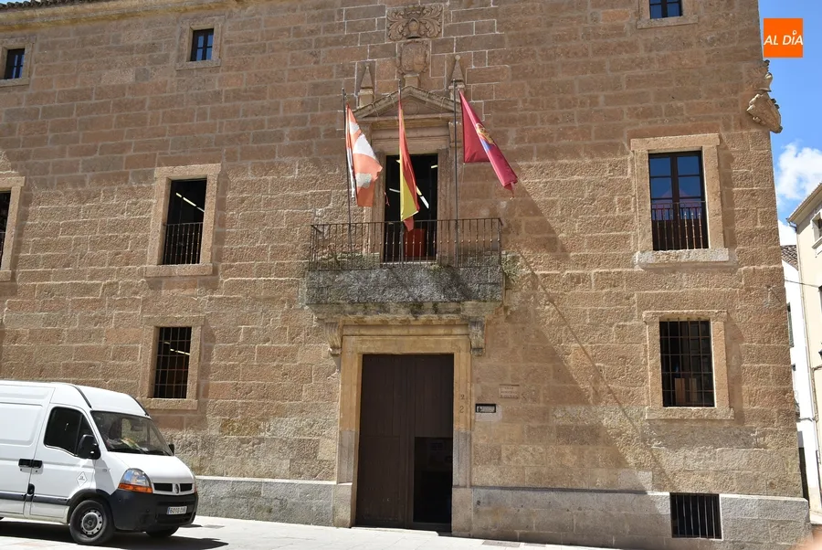 El Ayuntamiento convoca una plaza fija de conserje para personas con discapacidad