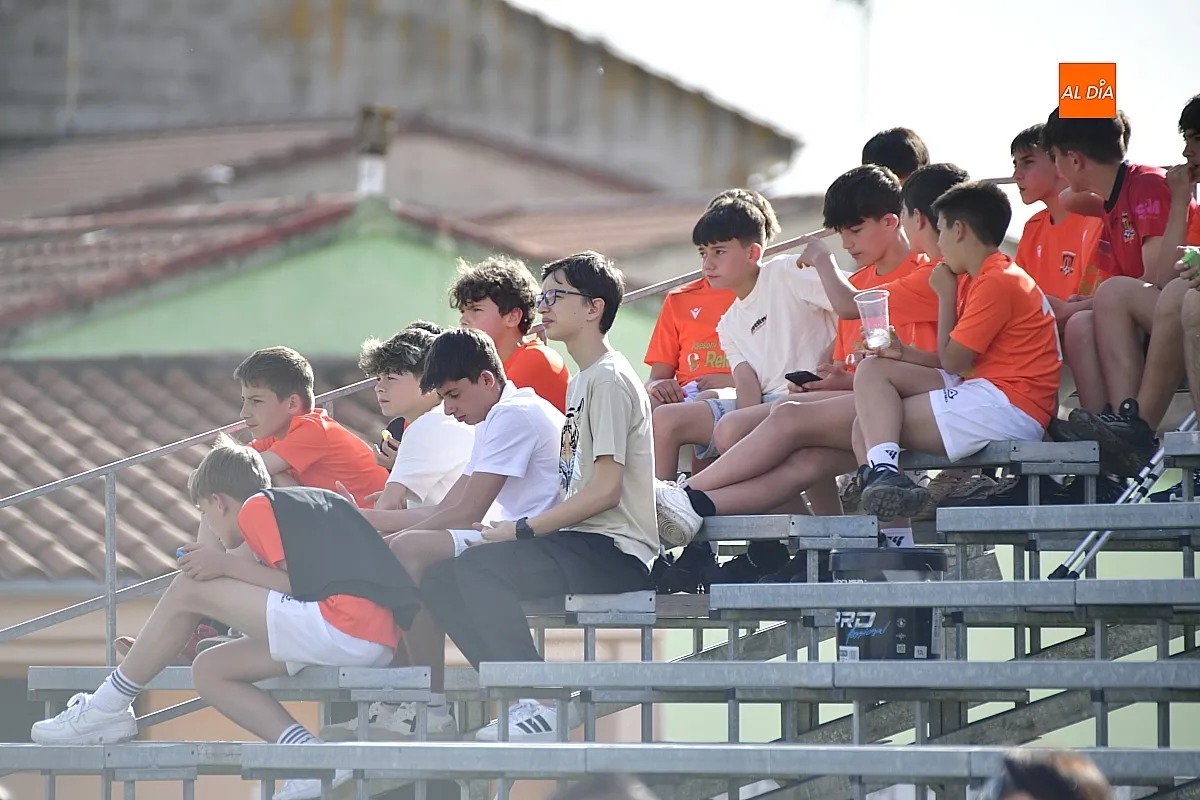 Momentos entre el C.Rodrigo C.F. y el Helmántico