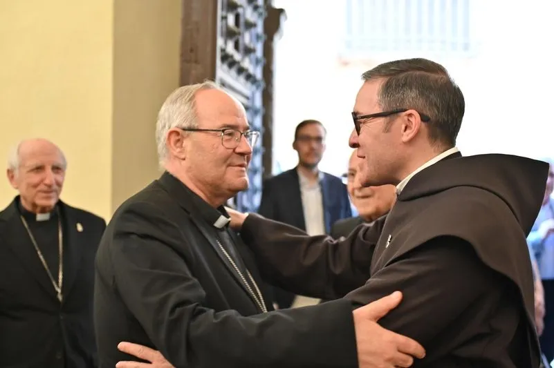 Foto 7 - Jorge D'Alessandro recibe el Premio Huellas de Teresa en Toledo