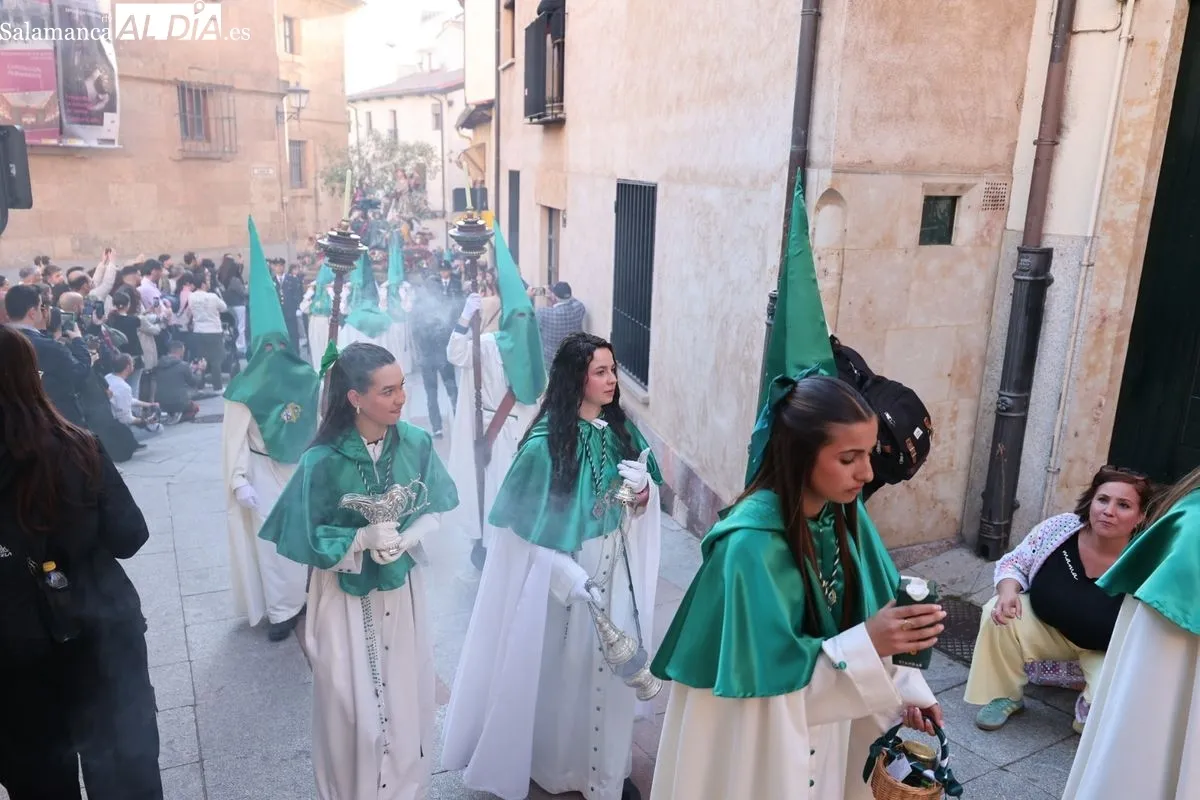 La Oración en el Huerto de los Olivos brilla en una procesión multitudinaria | FOTOS: David Sañudo