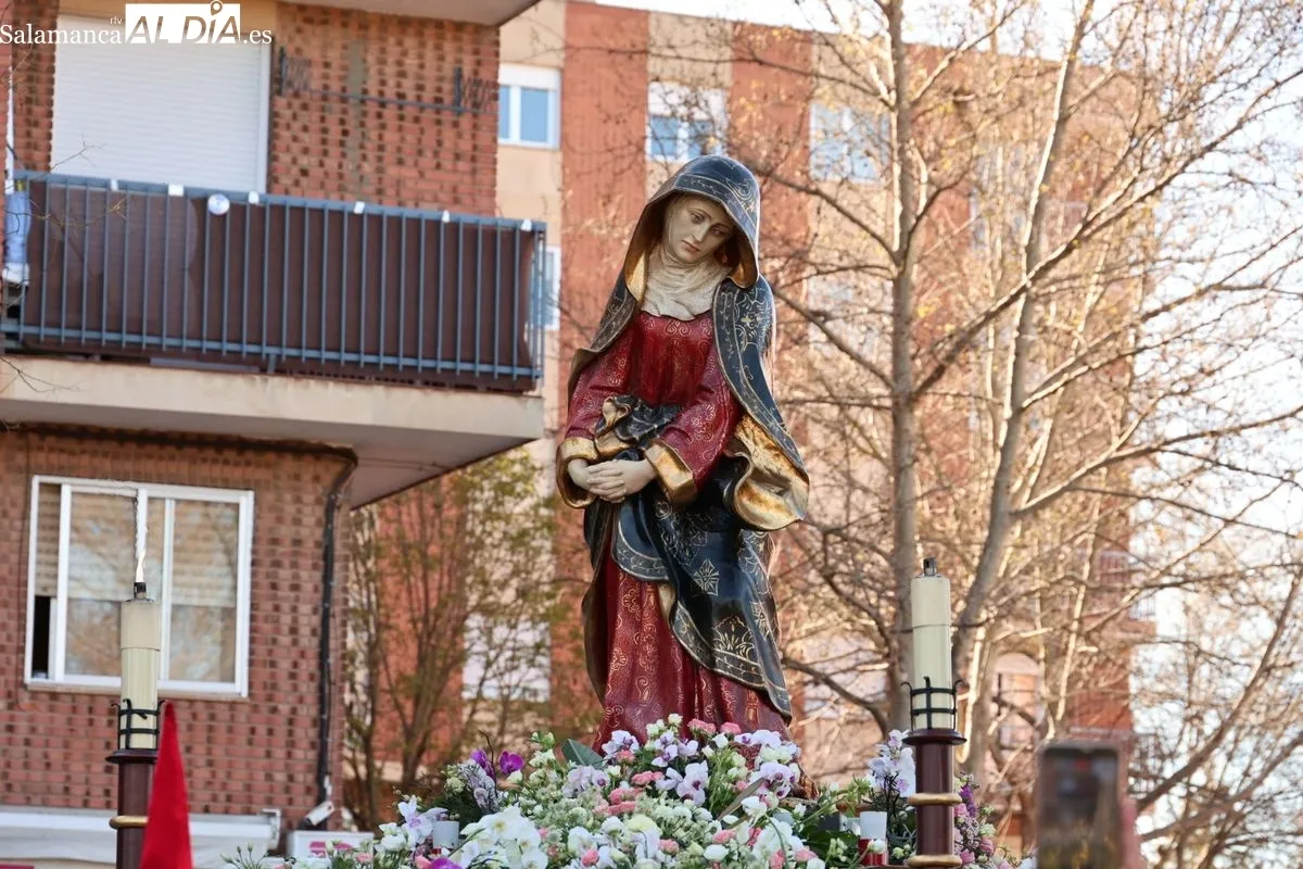 Pizarrales se rinde ante el Cristo de la Vela y Nuestra Señora del Silencio | FOTOS: David Sañudo
